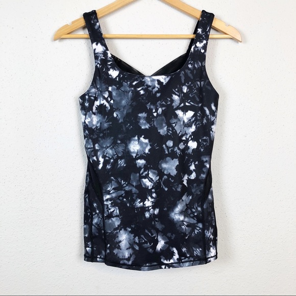 Lululemon black water print tank top - Picture 2 of 5